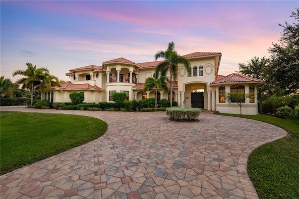 Backyard, Exterior, Facade, Mediterranean
