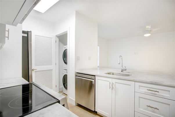 Interior, Kitchen, Washer