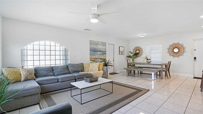Dining room, Interior, Living room, Recessed Lighting