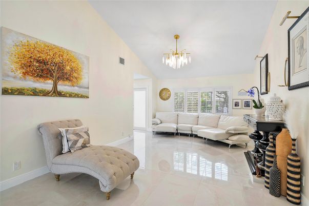 Interior, Living room, Pendant Lights