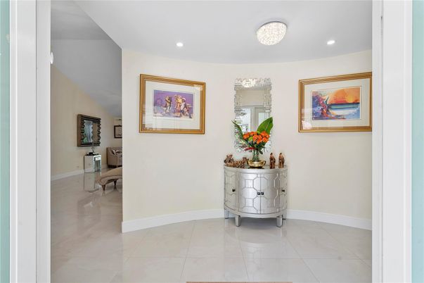 Interior, Recessed Lighting