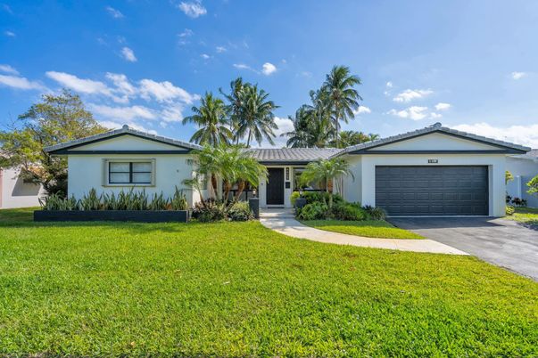 Attached, Backyard, Exterior, Facade, Ranch