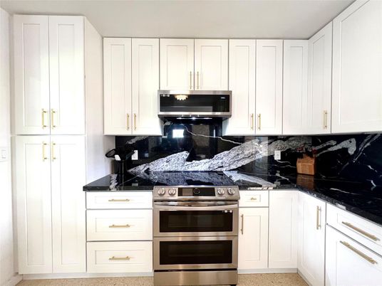 Interior, Kitchen, Stainless Steel Appliances