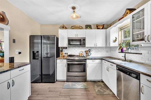 Interior, Kitchen, Stainless Steel Appliances, Wood Texture Flooring