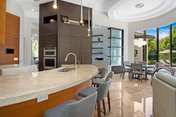 Dining room, Interior, Kitchen, Pendant Lights, Recessed Lighting, Stainless Steel Appliances