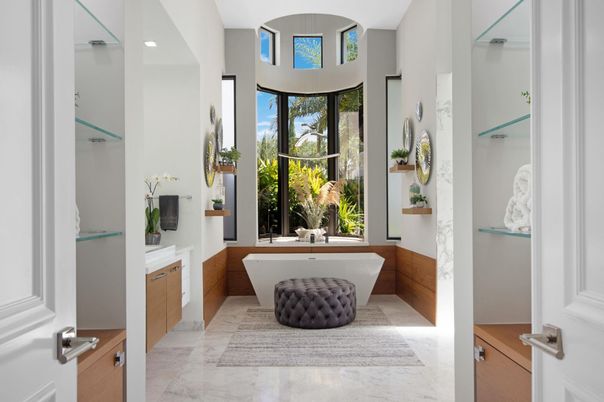 Bathroom, Free Standing Baths, Interior, Recessed Lighting