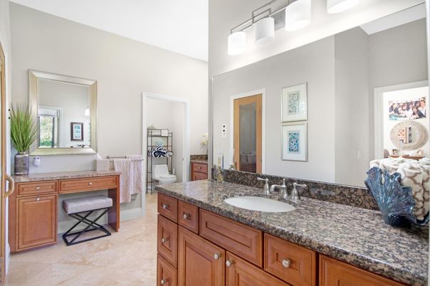 Bathroom, Dual Sink Vanities, Interior