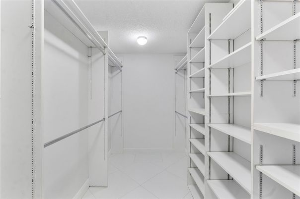 Interior, Walk-in Closets