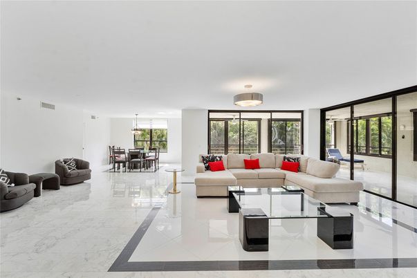 Dining room, Interior, Living room, Marble, Pendant Lights
