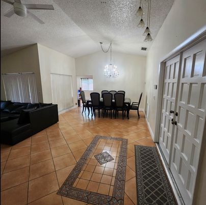Chandelier, Dining room, Interior