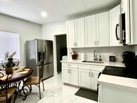 Dining room, Interior, Kitchen, Marble, Recessed Lighting, Stainless Steel Appliances