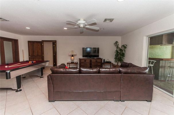 Billiard Table, Game Room, Interior, Living room, Recessed Lighting