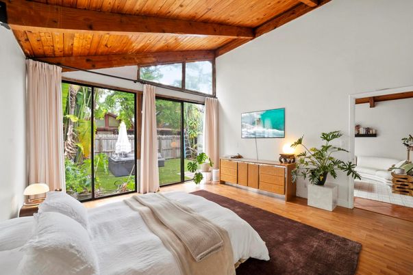 Bedroom, Interior, Wooden Beams, Wooden Ceilings, Wood Texture Flooring