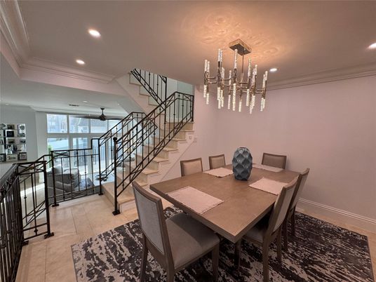 Dining room, Interior, Pendant Lights, Recessed Lighting