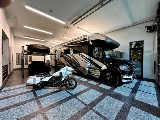 Garage, Interior, Recessed Lighting