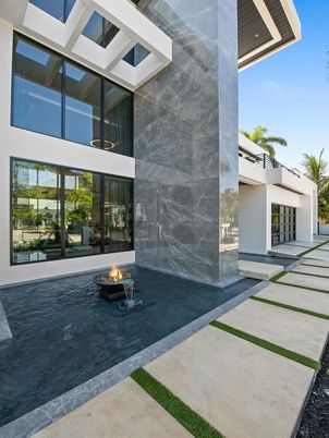 Exterior, Marble Walls
