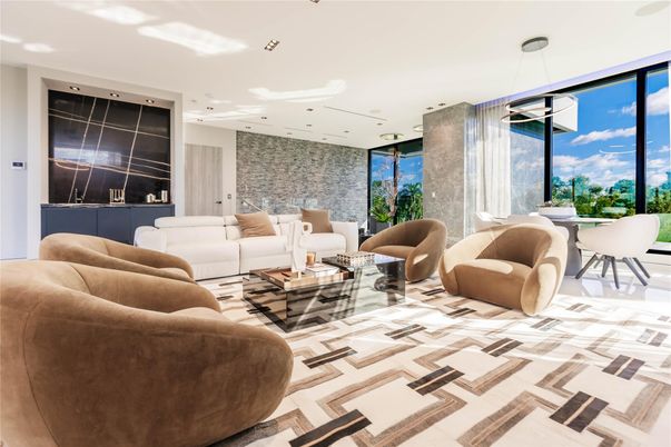 Dining room, Interior, Living room, Pendant Lights, Recessed Lighting