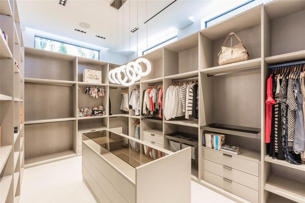 Interior, Pendant Lights, Walk-in Closets