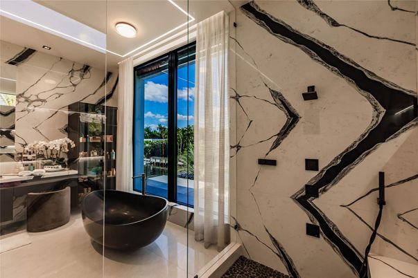 Bathroom, Free Standing Baths, Interior, Marble Walls