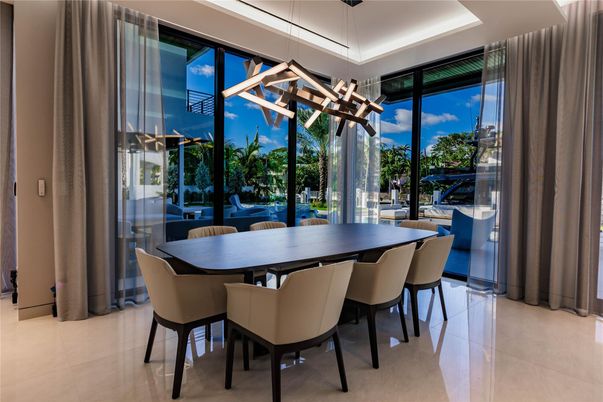 Dining room, Interior, Pendant Lights