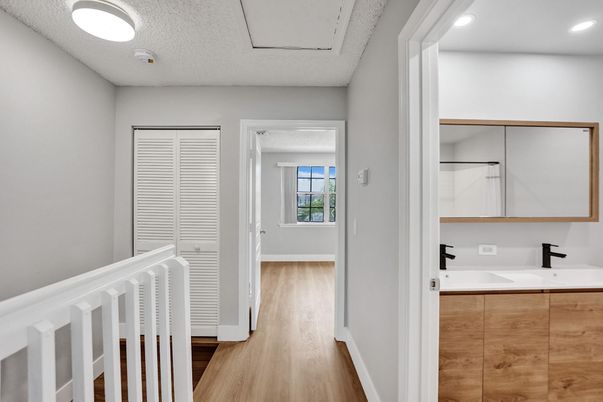 Bathroom, Interior, Recessed Lighting, Wood Texture Flooring