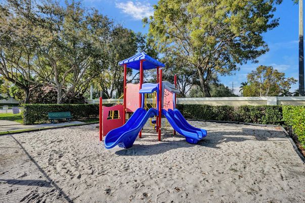 Backyard, Exterior, Playground