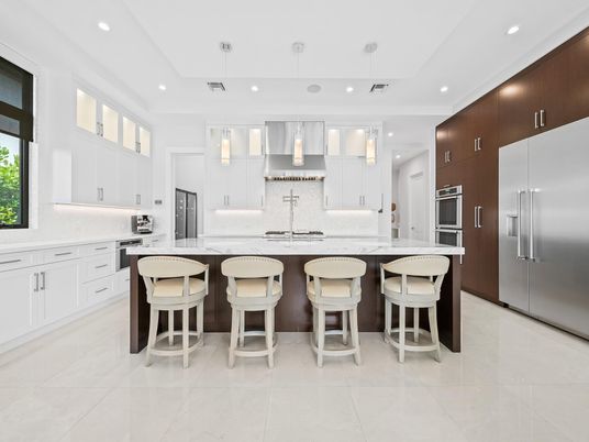 Interior, Kitchen, Pendant Lights, Recessed Lighting, Stainless Steel Appliances