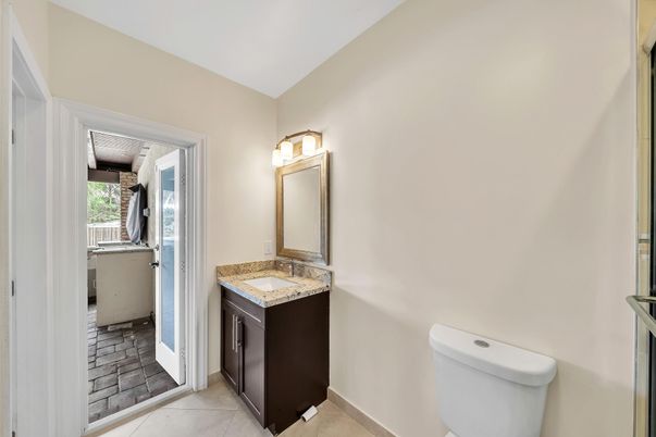Bathroom, Free Standing Baths, Interior