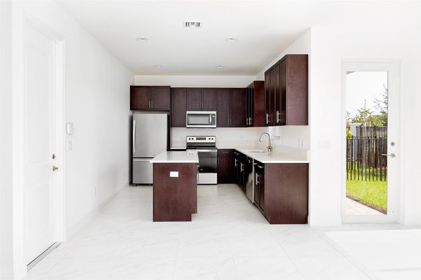 Interior, Kitchen, Marble, Recessed Lighting, Stainless Steel Appliances