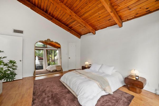 Bedroom, Interior, Wooden Beams, Wooden Ceilings, Wood Texture Flooring