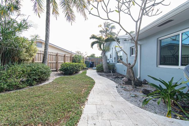 Backyard, Exterior