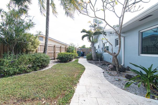 Backyard, Exterior