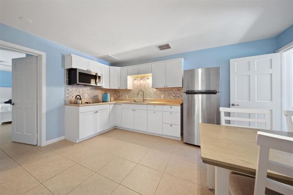 Interior, Kitchen, Stainless Steel Appliances