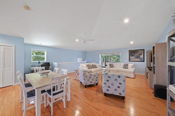 Dining room, Interior, Living room, Recessed Lighting, Wood Texture Flooring