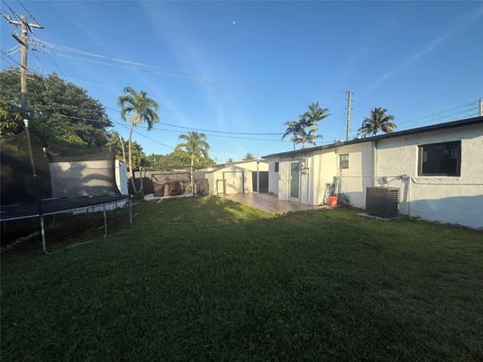 Backyard, Exterior, Playground