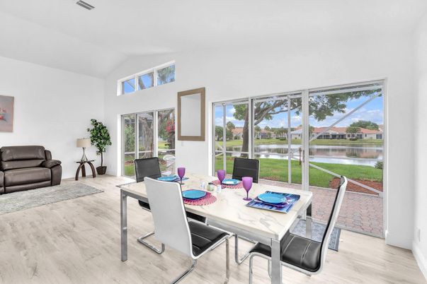 Dining room, Interior, Sun Room, Water, Wood Texture Flooring
