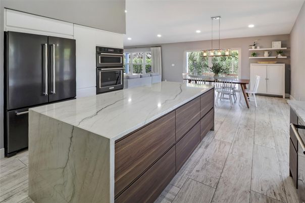 Dining room, Interior, Kitchen, Pendant Lights, Recessed Lighting, Wood Texture Flooring
