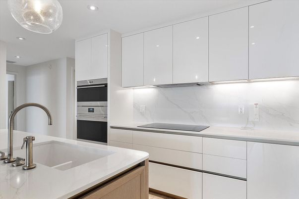 Interior, Kitchen, Marble Walls, Recessed Lighting