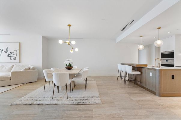 Dining room, Interior, Kitchen, Pendant Lights, Recessed Lighting, Stainless Steel Appliances