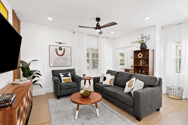 Interior, Living room, Recessed Lighting, Wood Texture Flooring