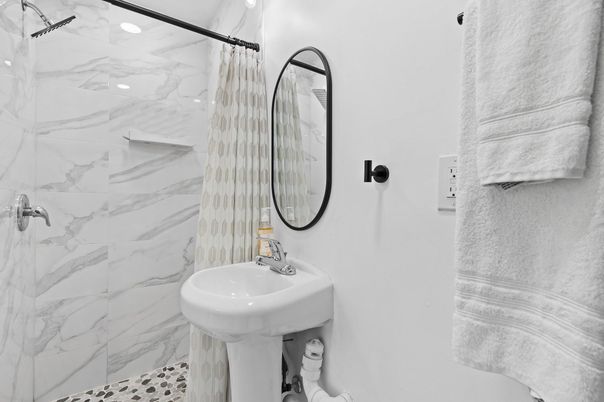 Bathroom, Interior, Marble Walls, Recessed Lighting