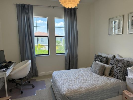 Bedroom, Chandelier, Home Office, Interior