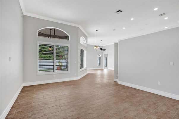 Empty room, Interior, Pendant Lights, Recessed Lighting