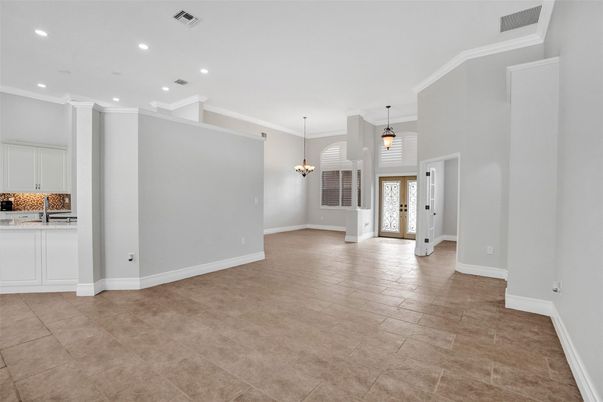 Chandelier, Empty room, Interior, Kitchen, Pendant Lights, Recessed Lighting