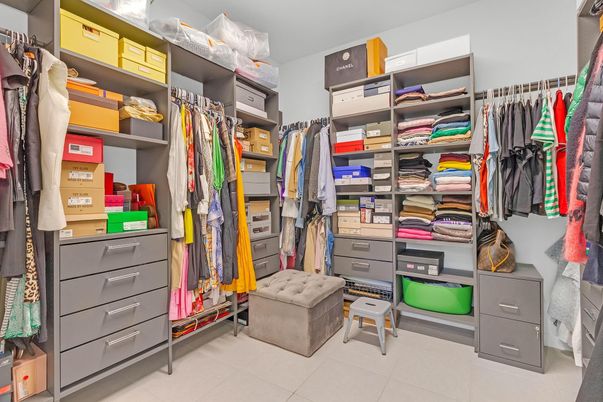 Interior, Walk-in Closets