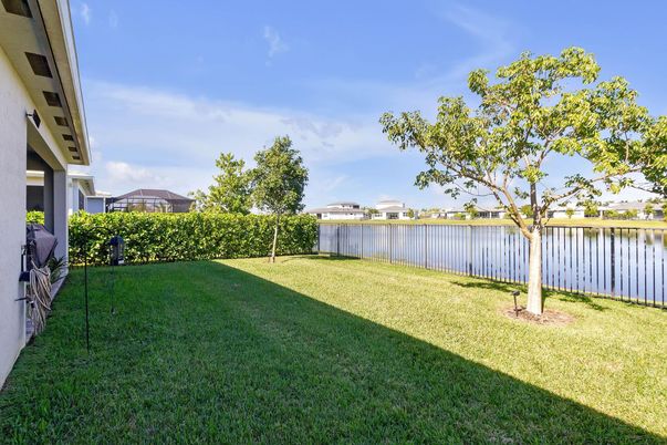 Backyard, Exterior, Lake