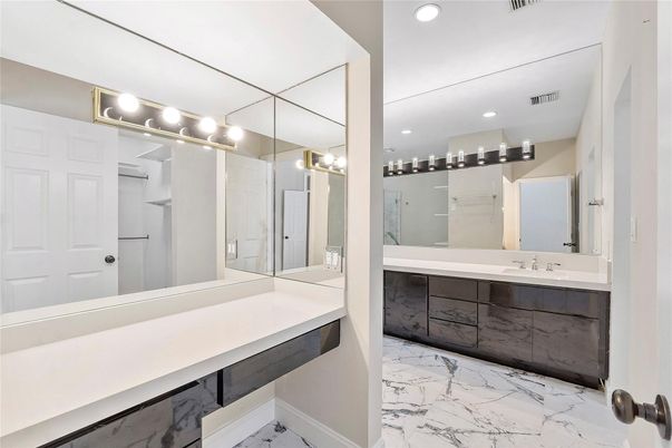 Bathroom, Dual Sink Vanities, Interior, Marble, Recessed Lighting
