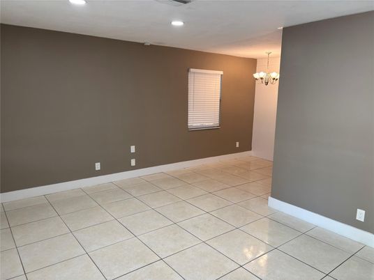 Chandelier, Empty room, Interior, Recessed Lighting