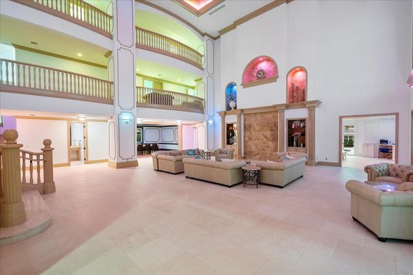 Fireplace, Interior, Living room, Recessed Lighting