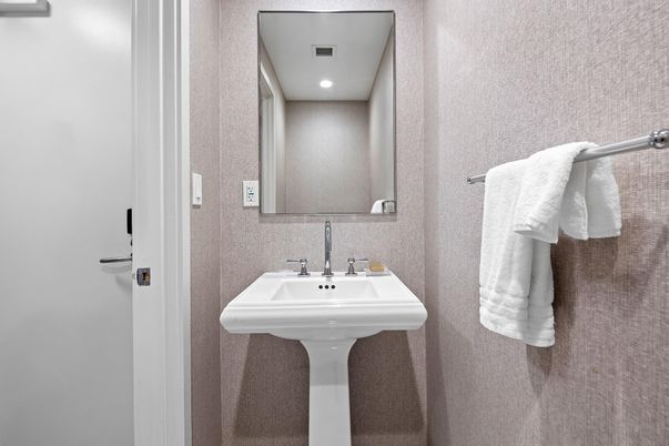 Bathroom, Interior, Recessed Lighting
